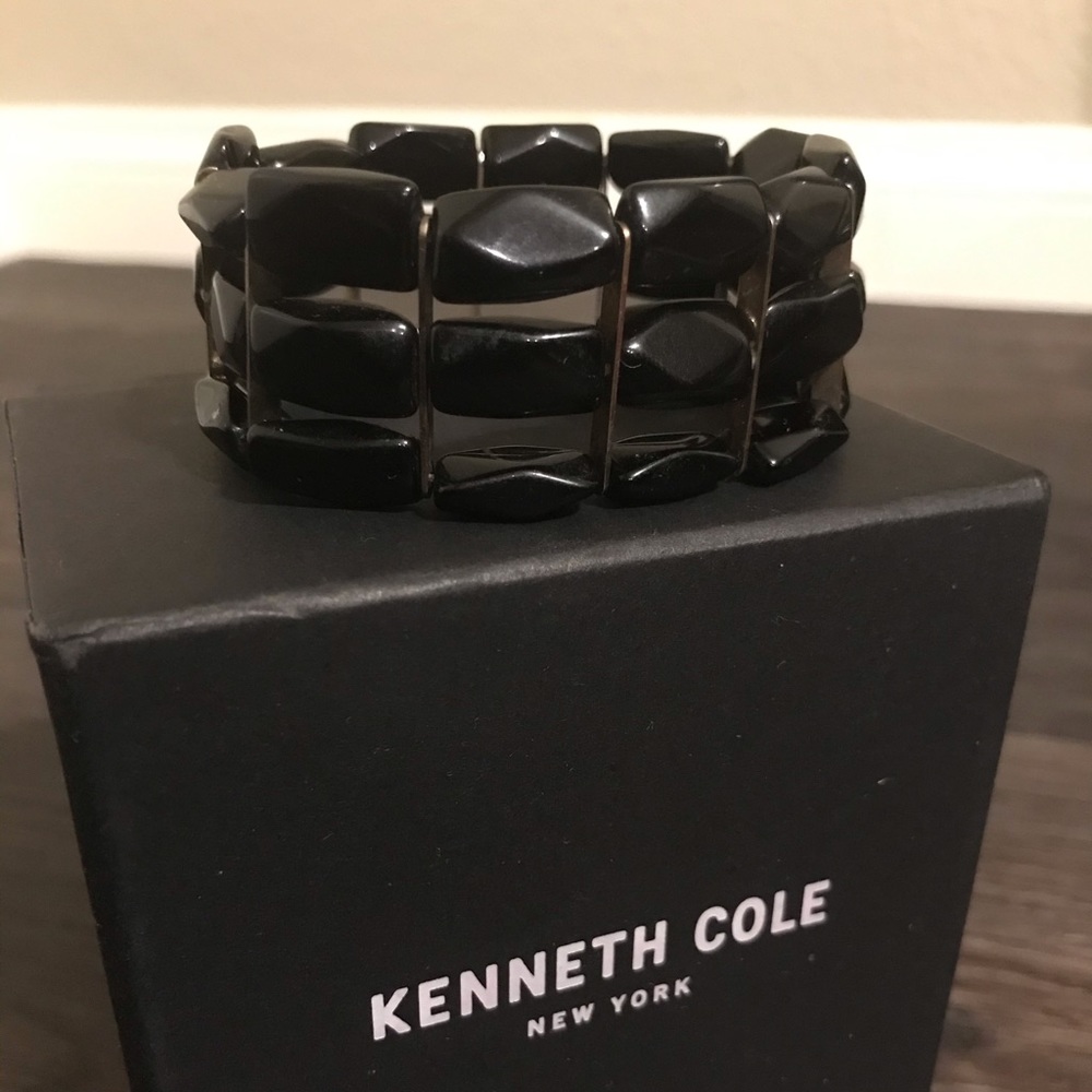 Women’s Bracelet - Picture 4 of 5